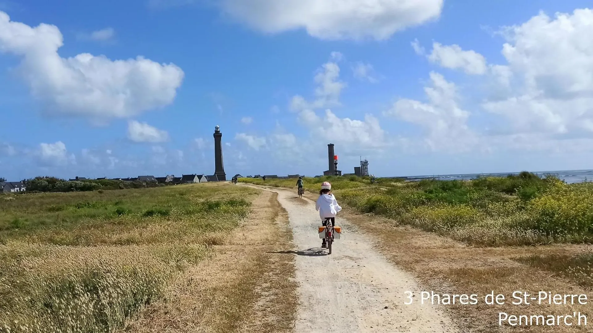 Hébergement de vacances Charmante Longere Bigoudene Penmarcʼh